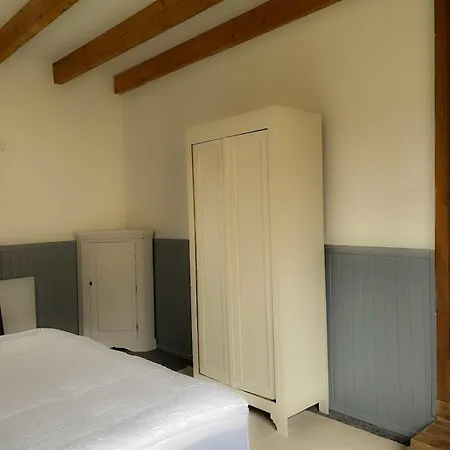 Metairie Le Coutureau Holiday home *